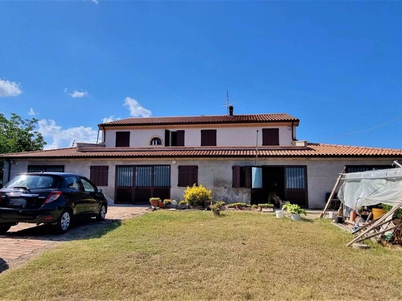 Villa in vendita a Santarcangelo Di Romagna