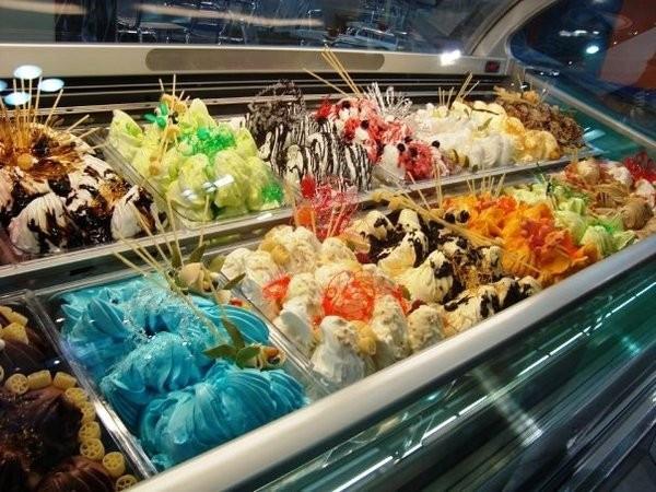 Gelateria in Via Ortigara 26, Ferrara, {3} - Foto 1