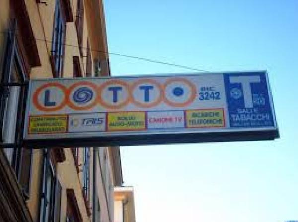 Tabaccheria in , Ferrara, {3} - Foto 1