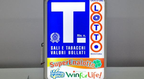 Tabaccheria in , Codigoro, {3} - Foto 1