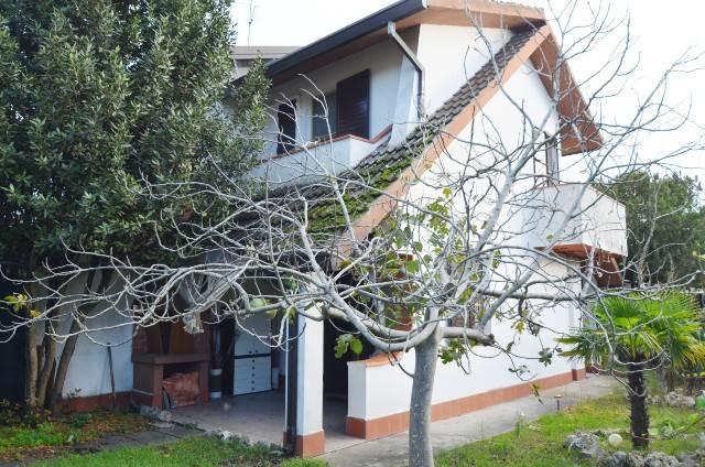 Terraced house in Via Marte, Comacchio - Photo 1