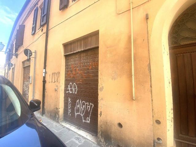 Geschäft in Via della Paglia, Ferrara - Foto 1