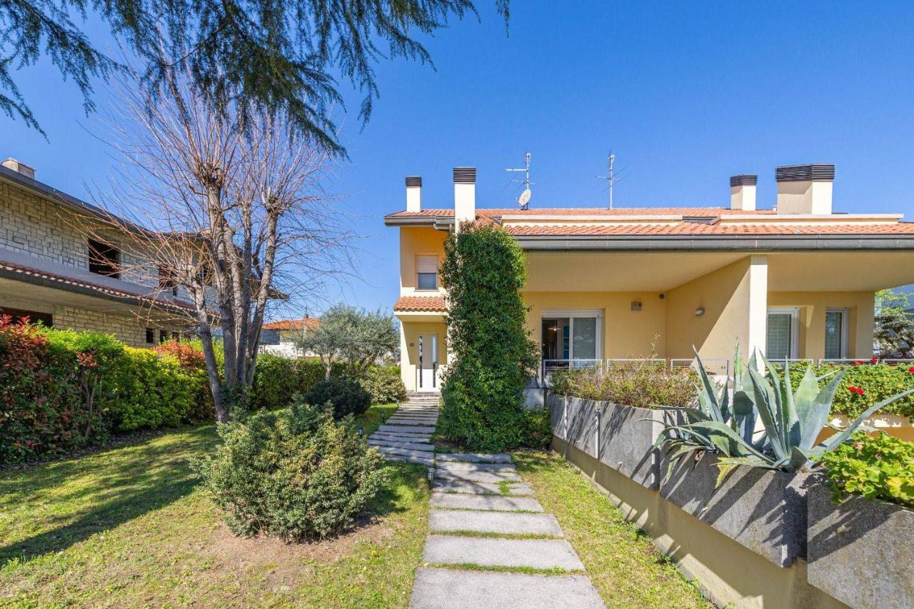 Villa in vendita a Misano Adriatico