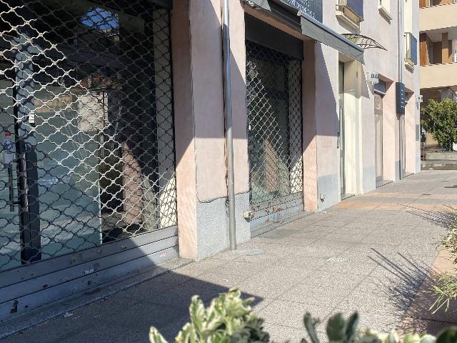 Geschäft in Via Pietro Cella 9, Piacenza - Foto 1