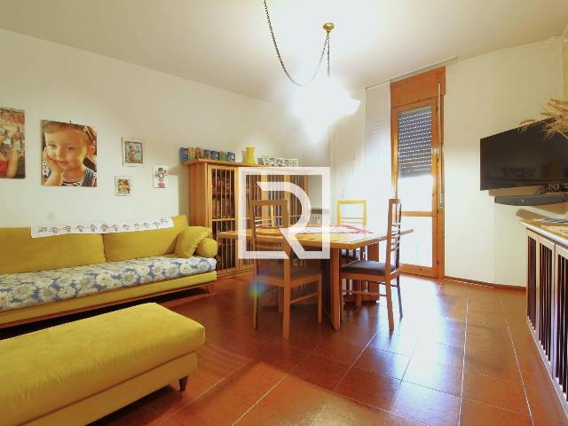 4-room flat in {3}, - Photo 1