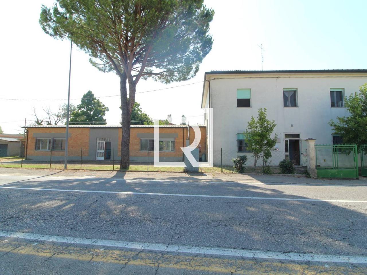 Palazzina commerciale in Via Roncalceci 238, Alfonsine, {3} - Foto 1