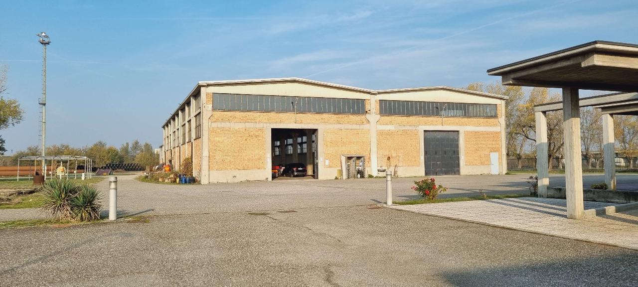 Capannone in , Fiorenzuola D'Arda, {3} - Foto 2