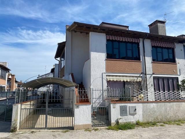 Villa in vendita a Comacchio