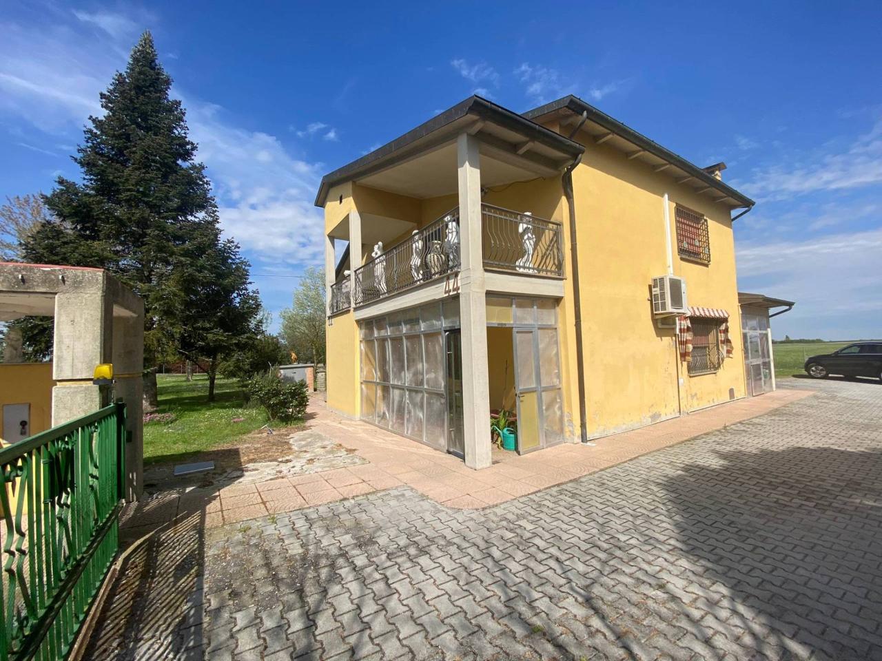 Villa in vendita a Argenta