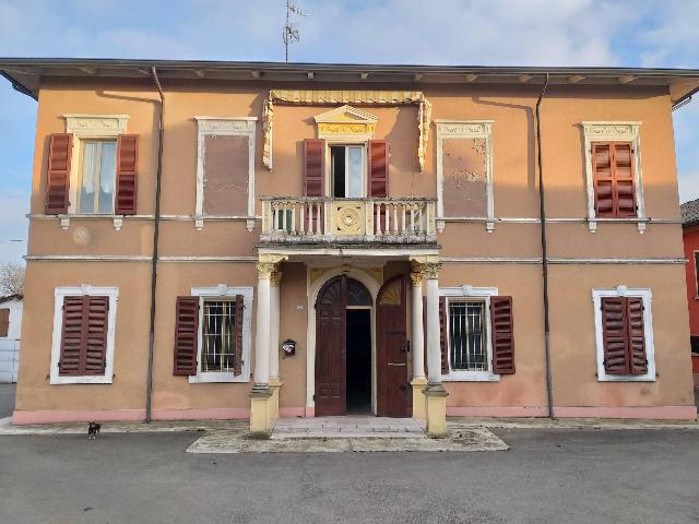 Villa in Via del Quaresimo, Reggio nell'Emilia - Foto 1