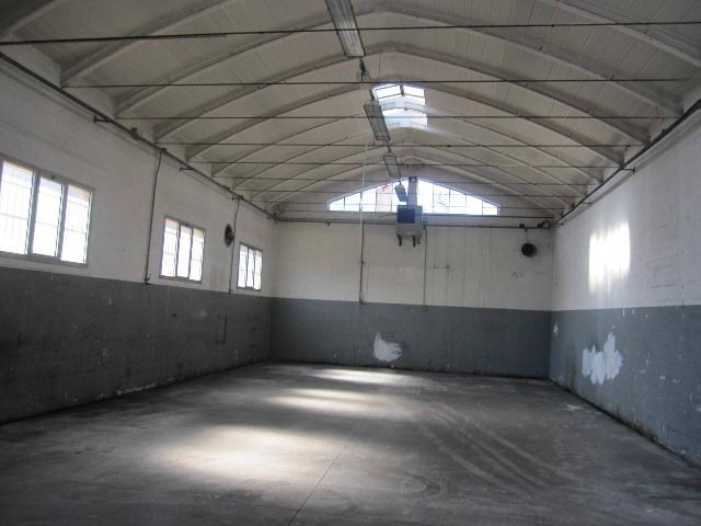 Industrial shed in Via Terezin, Reggio nell'Emilia - Photo 1