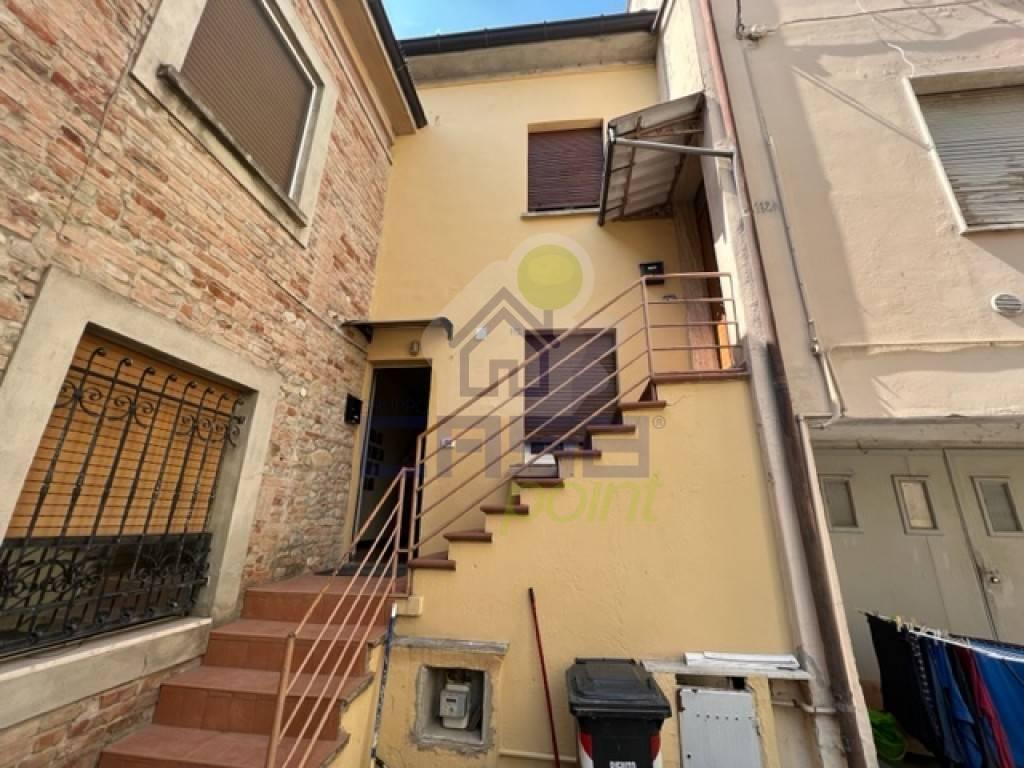 Appartamento in vendita a Borgonovo Val Tidone