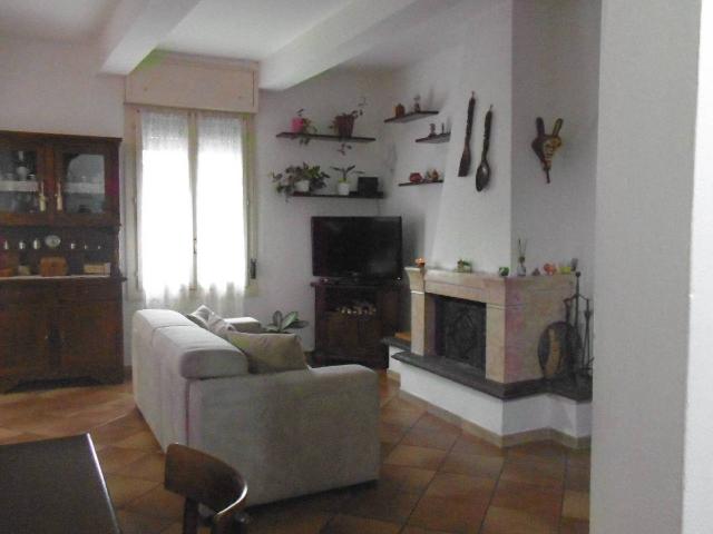 Apartament in Via Roma 63, San Martino in Rio - Photo 1