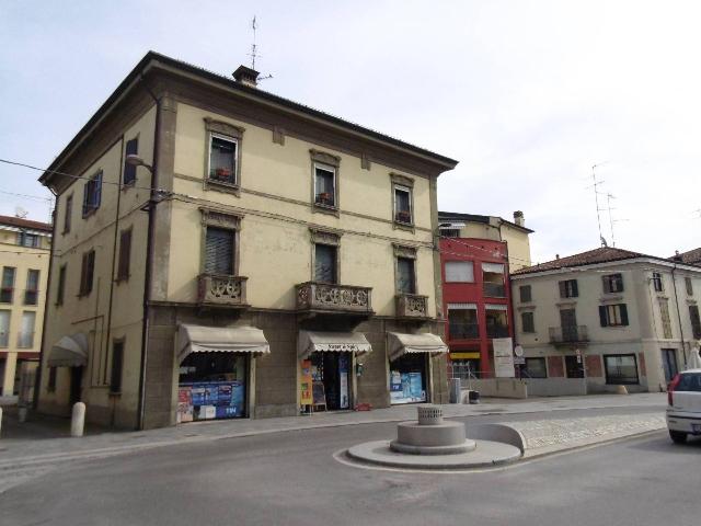 Trilocale in {3}, Corso Umberto I 33 - Foto 1