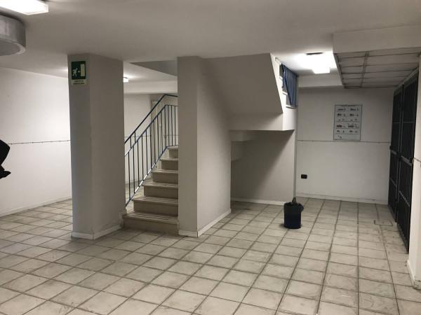 Negozio in Via Ugo Braschi, Santarcangelo Di Romagna, {3} - Foto 1
