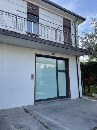 Negozio in Via Luciano Nicoletti, Santarcangelo di Romagna, {3} - Foto 1