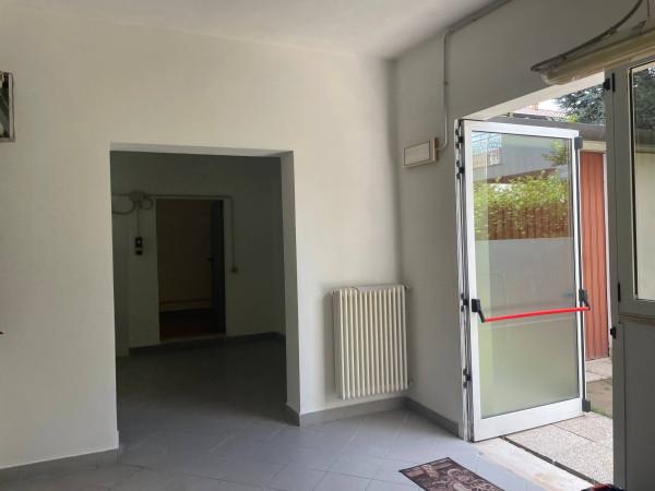 Negozio in Via d. Felici, Santarcangelo Di Romagna, {3} - Foto 2