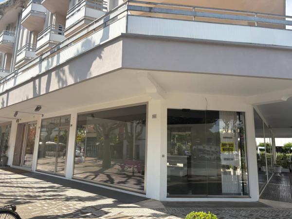 Negozio in Via Roma, Bellaria-Igea Marina, {3} - Foto 1