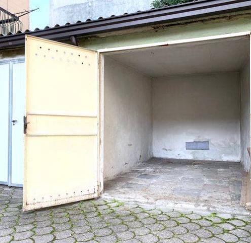 Garage or car box in Via Giuseppe Taverna 173, Piacenza - Photo 1