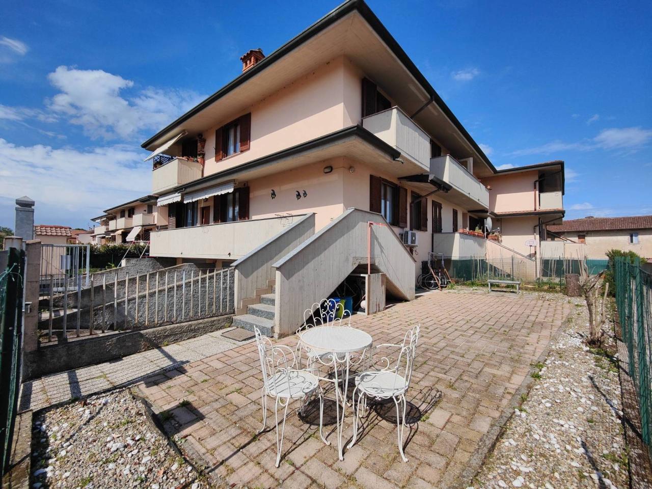Villa in vendita a Brembio