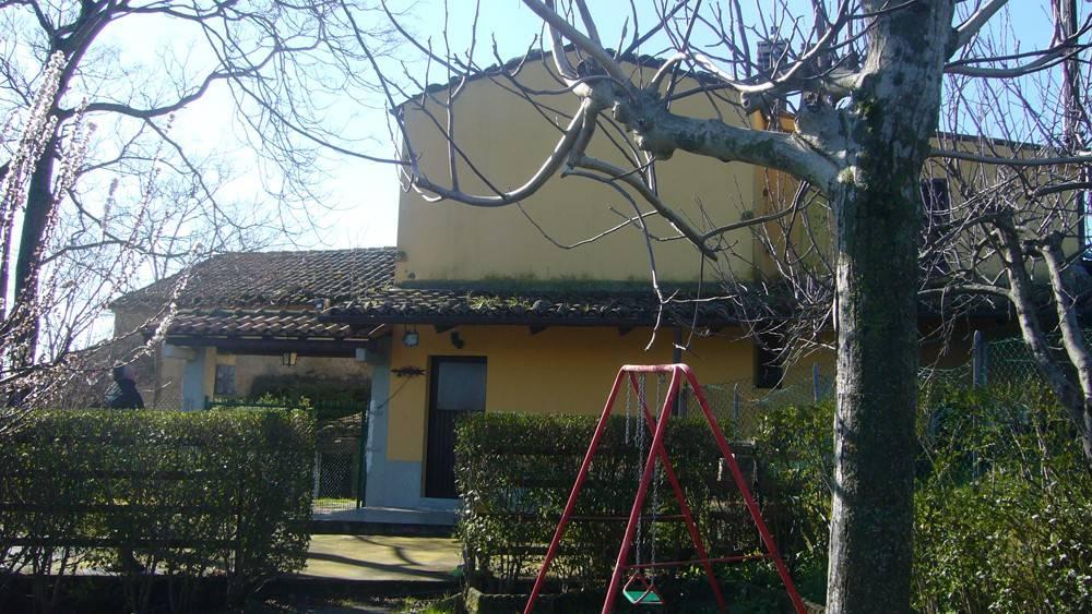 Casa indipendente in vendita a Tavoleto