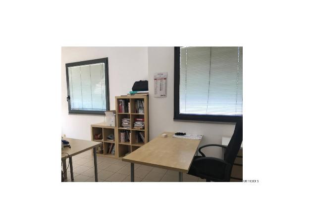 Shared office in {3}, Via Gattalupa - Photo 1