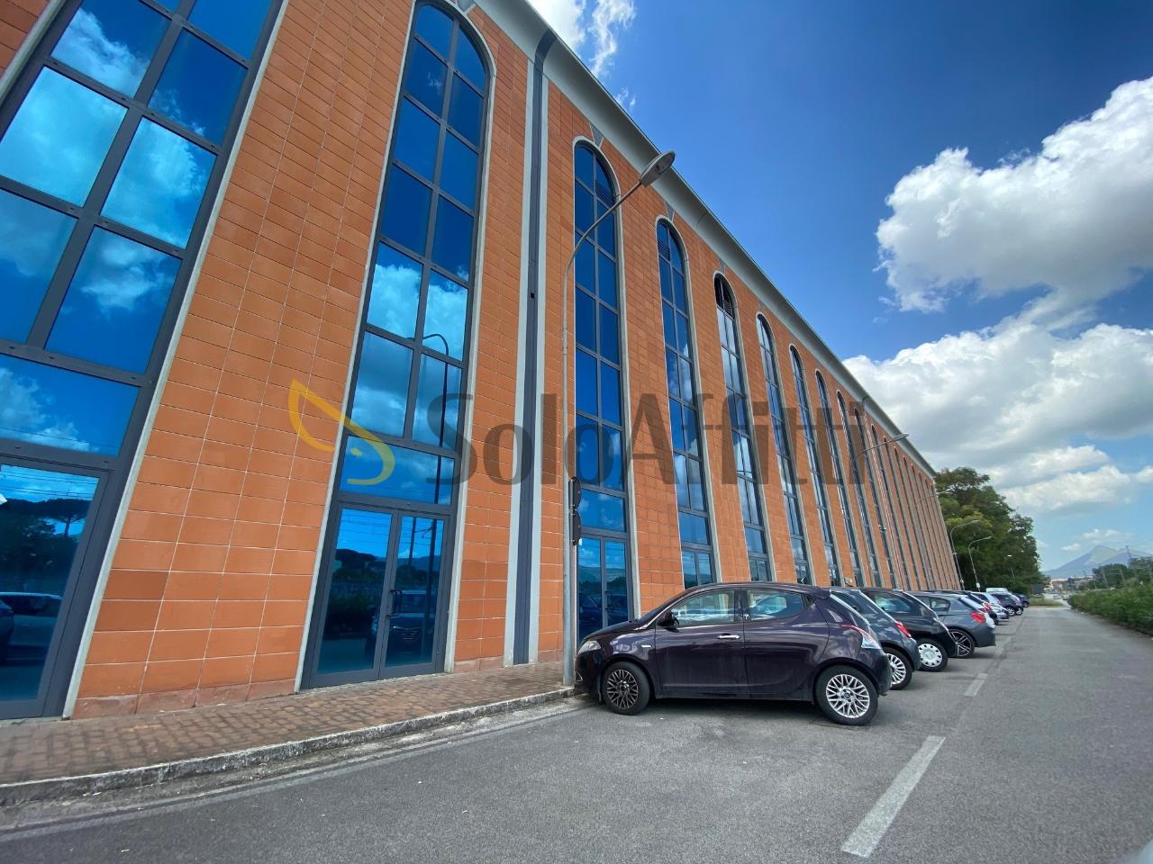 Ufficio in Viale delle Industrie, Caserta, {3} - Foto 1