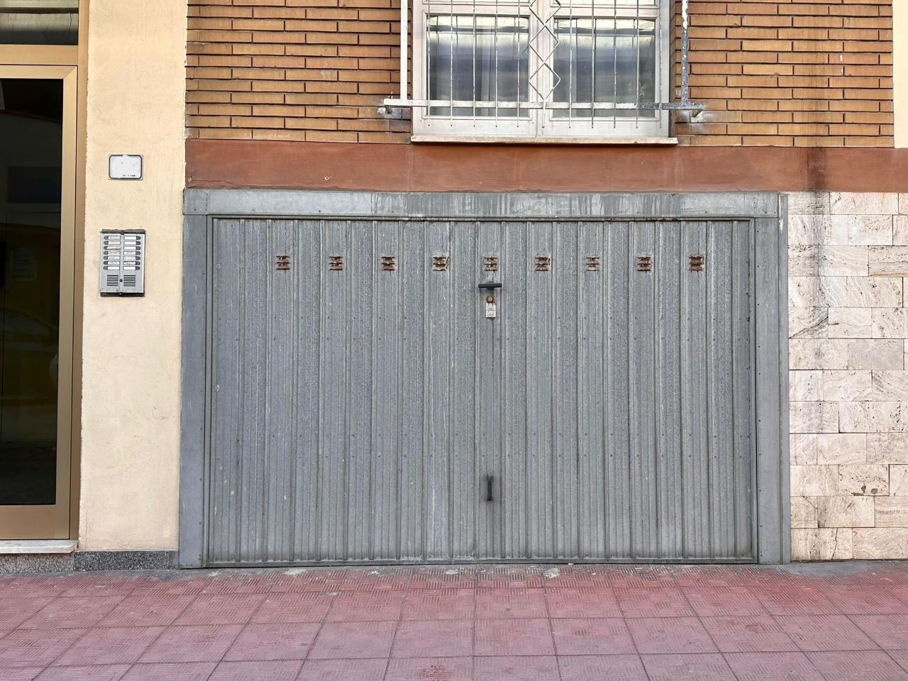 Parcheggio chiuso in affitto a San Benedetto Del Tronto