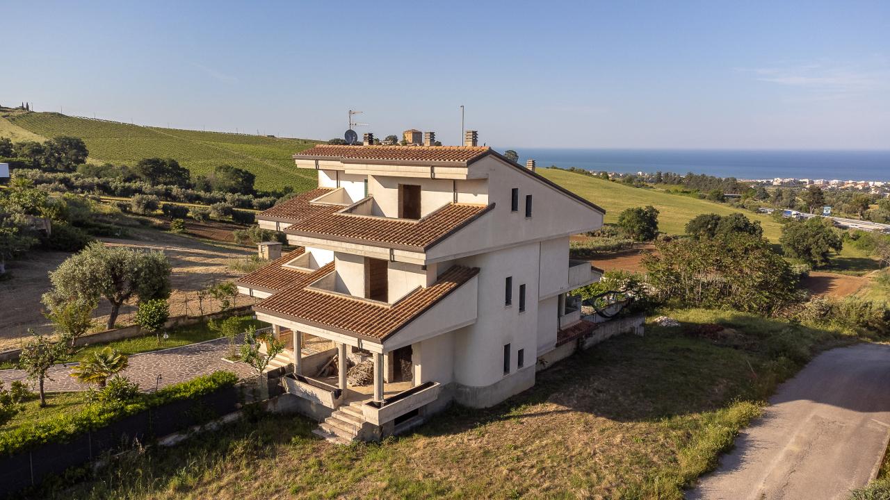 Casa indipendente in vendita a Colonnella