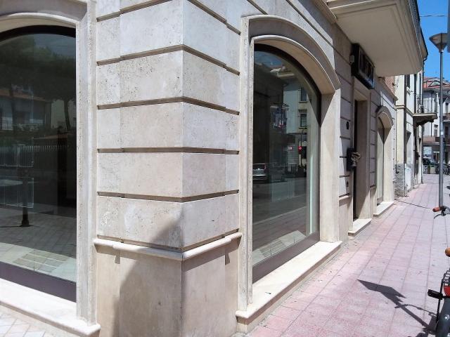 Shop, San Benedetto del Tronto - Photo 1