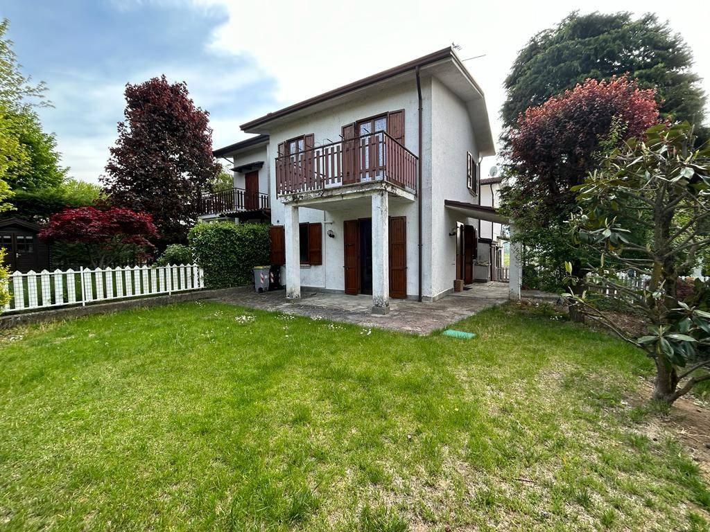 Villa in vendita a Travo