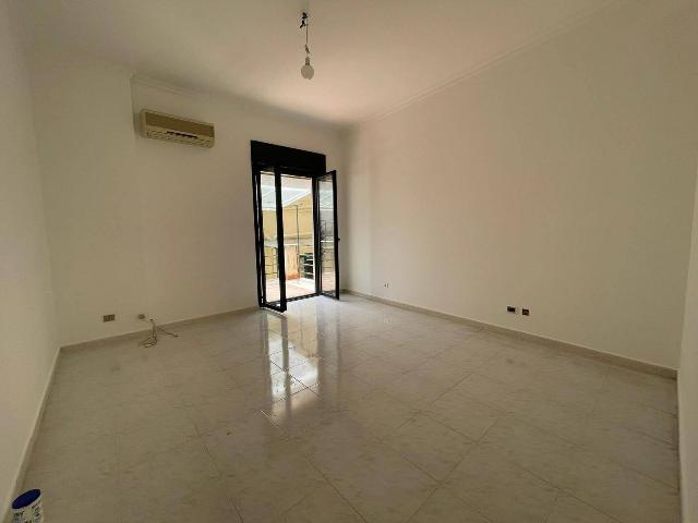 2-room flat in Via Vittorio Veneto, Reggio di Calabria - Photo 1