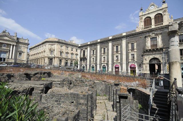 Geschäft in {3}, Piazza Stesicoro 27 - Foto 1