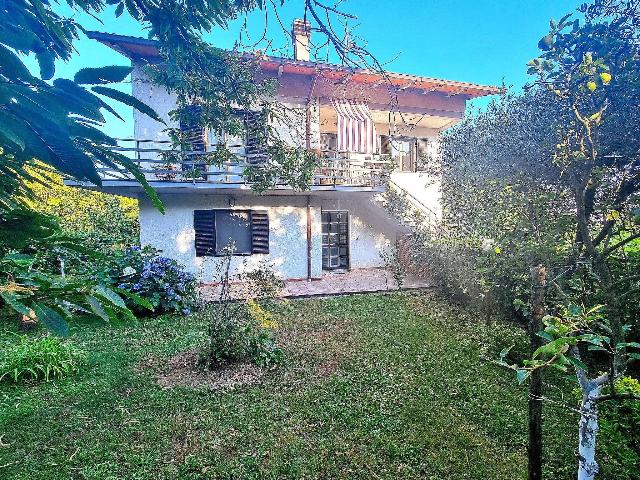 4-room flat in Via delle Croci, Marliana - Photo 1