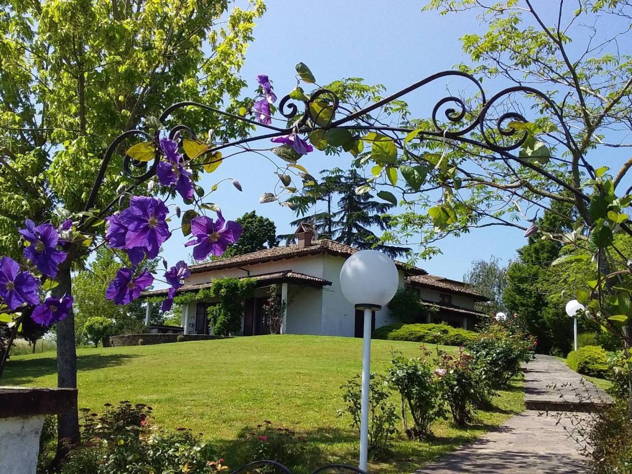Villa in vendita a Borgonovo Val Tidone