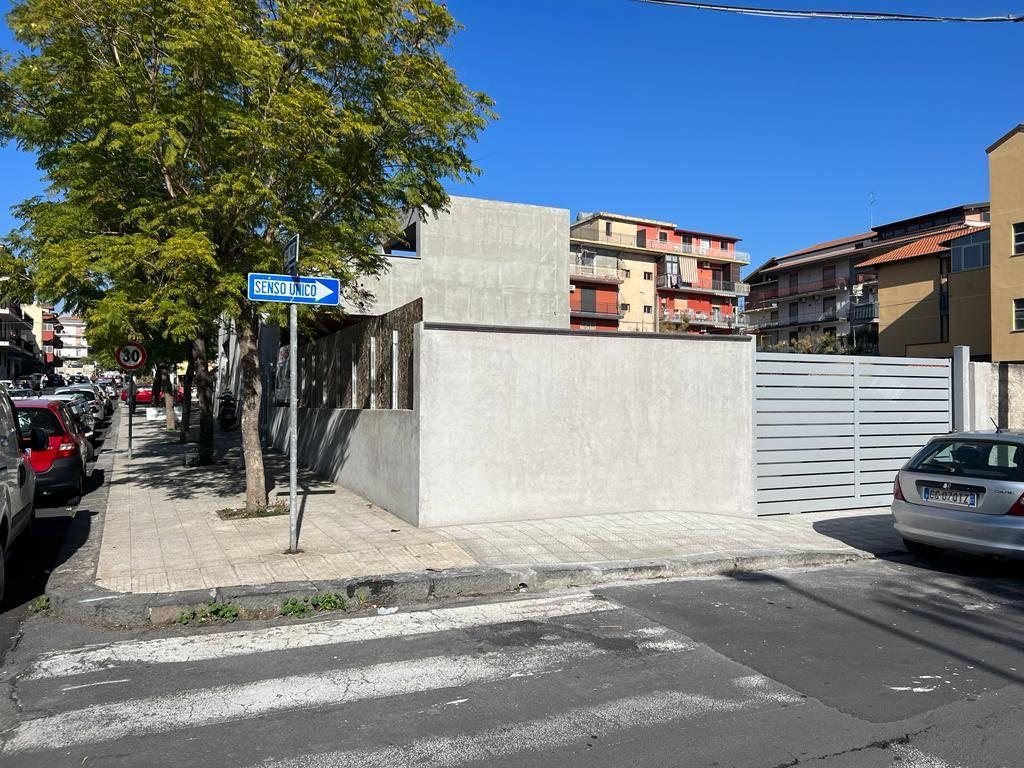 Locale commerciale in , Misterbianco, {3} - Foto 2