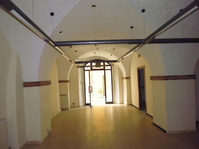 Palazzina commerciale in , Asciano, {3} - Foto 2