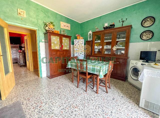 4-room flat in {3}, Viale Ferrovia - Photo 1