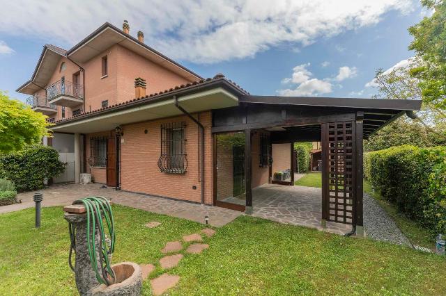 Terraced house in Via Giacomo Puccini 20, Castello d'Argile - Photo 1