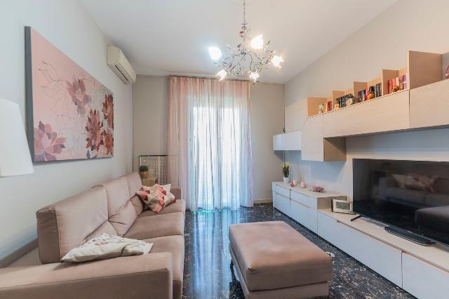 4-room flat in Via De Zaiacomo 29, San Pietro in Casale - Photo 1