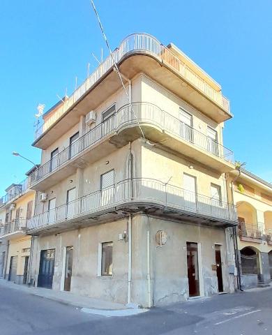 3-room flat in Via Sedicesima Traversa 100, Belpasso - Photo 1