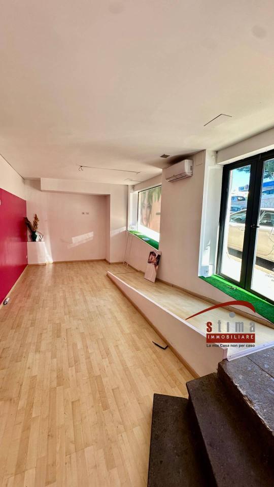 Negozio in Via Tevere 51, Siracusa, {3} - Foto 2