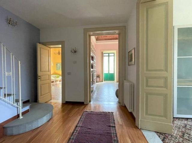 Apartament in {3}, Piazza dei Martiri - Photo 1