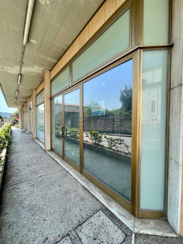 Palazzina commerciale in Corso G. Matteotti 52, Montecchio Maggiore, {3} - Foto 2