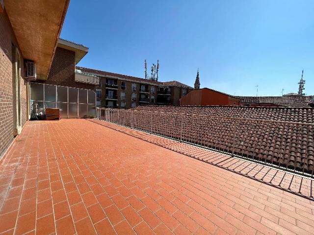 Penthouse in Piazza della Libertà, Alessandria - Foto 1