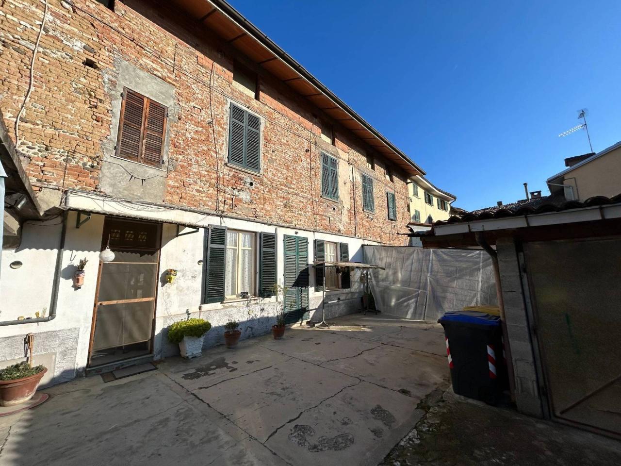 Villa in vendita a Sezzadio