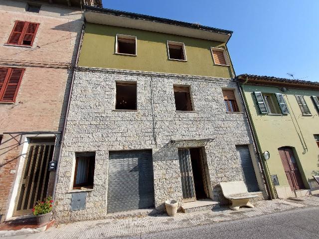 Detached house in Fraz. San Michele, Fabriano - Photo 1