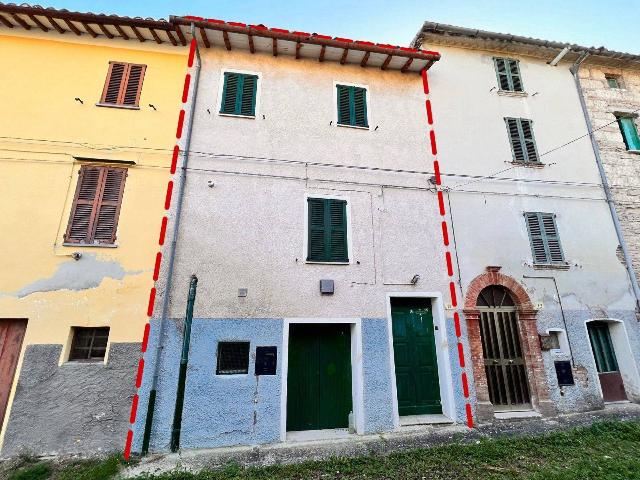 Detached house in Fraz Varano, Fabriano - Photo 1