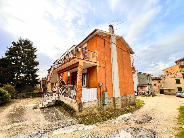 Appartamento in Fraz. Borgo Tufico, Fabriano - Foto 1