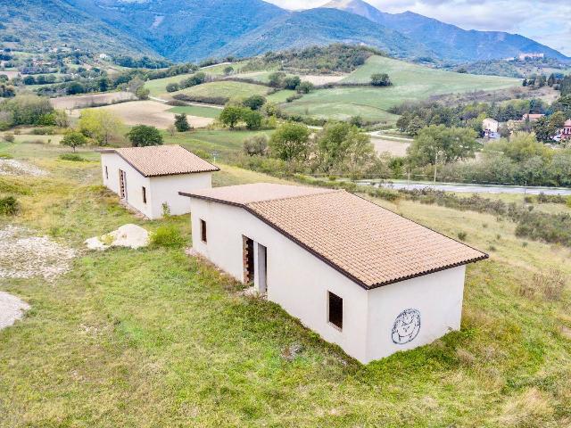 Detached house in Melano, Fabriano - Photo 1